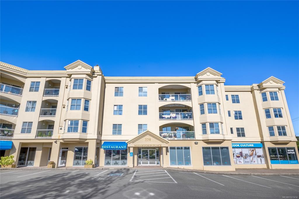 220 Island Hwy W, 1021414, BC,