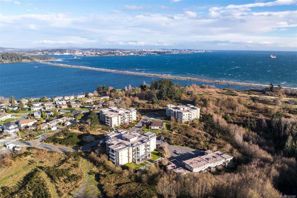 3223 Selleck Way, 1021428, BC,