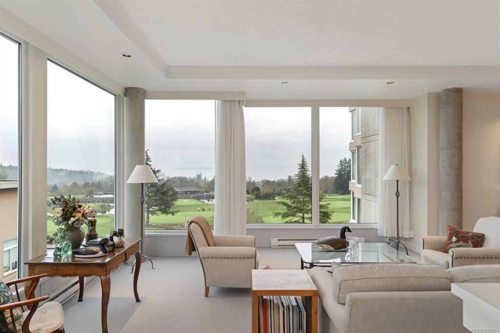 Third View of 5350 Sayward Hill Cres, Haro View, Saanich, BC, V8Y 3H9