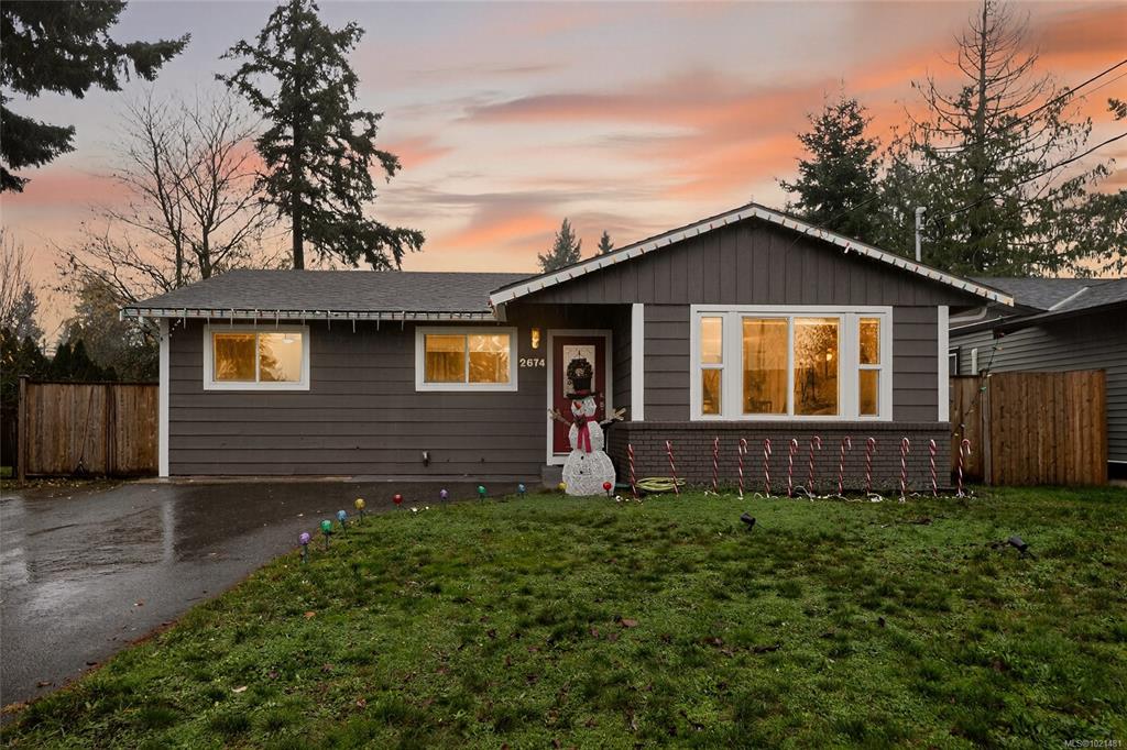 2674 Camcrest Dr, 1021481, BC,