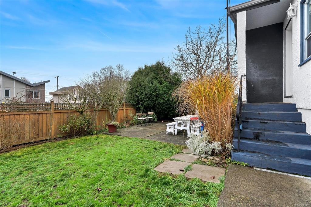 Third View of 1334 Wood St, Esquimalt, BC, V9A 5E1