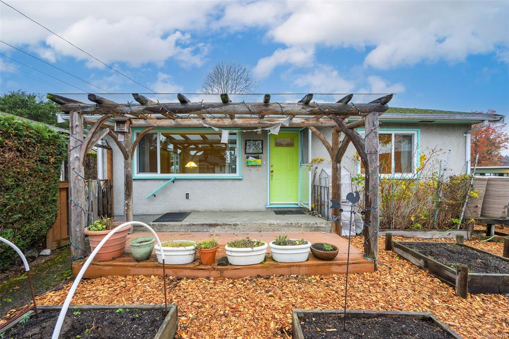 2968 Cedar Hill Rd, 1021519, BC,