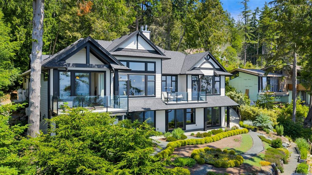 2476 Lighthouse Point Rd, 1021539, BC,