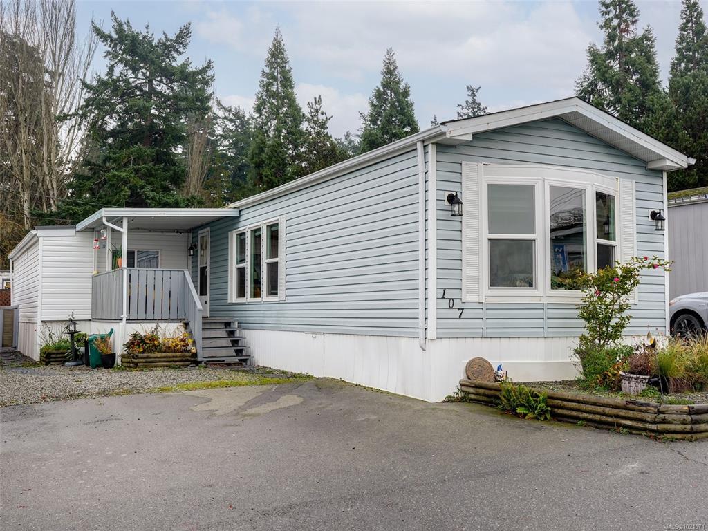 17 Chief Robert Sam Lane, 1021571, BC,