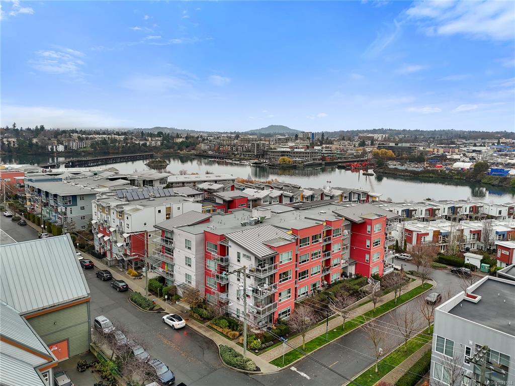 785 Tyee Rd, 1021594, BC,