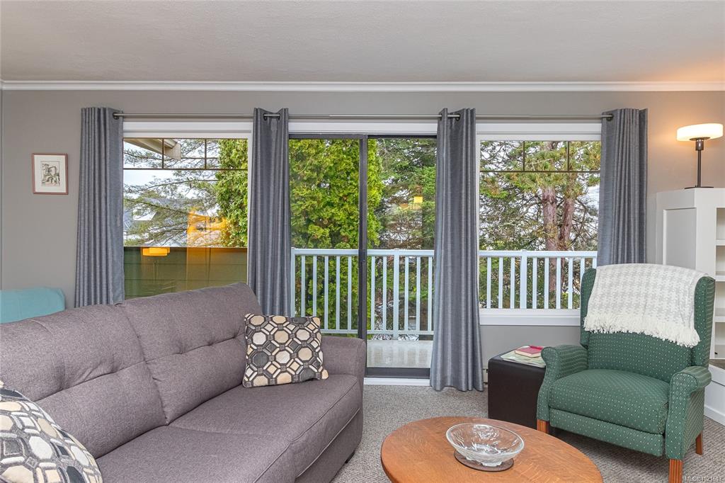 Fifth View of 7906 Patterson Rd, Central Saanich, BC, V8M 1L5