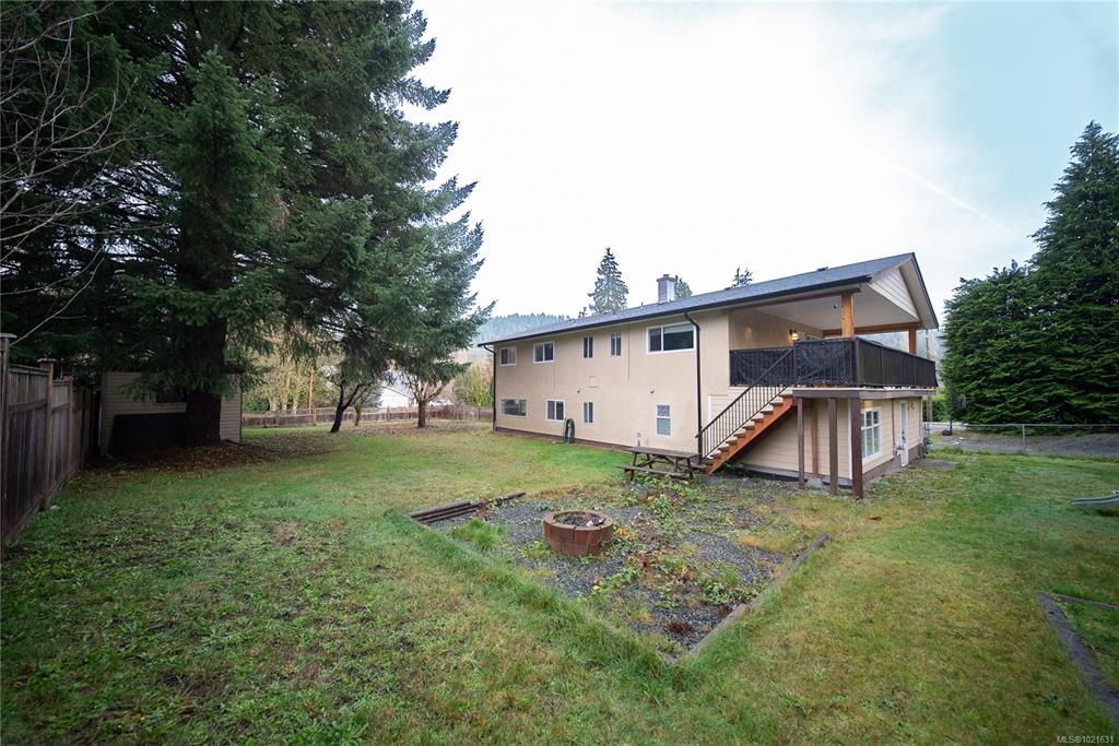 Fifth View of 2001 Lakeside Dr, Nanaimo, BC, V9X 1B5