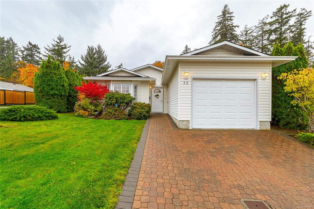 Third View of 39 Eagle Lane, View Royal, BC, V9A 7M2