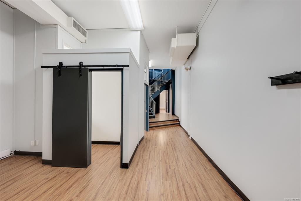 733 Johnson St, 1021659, BC,