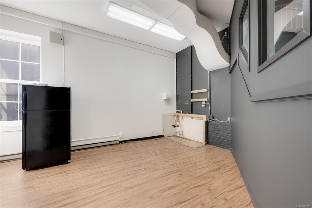 Fourth View of 733 Johnson St, Victoria, BC, V8W 3C7