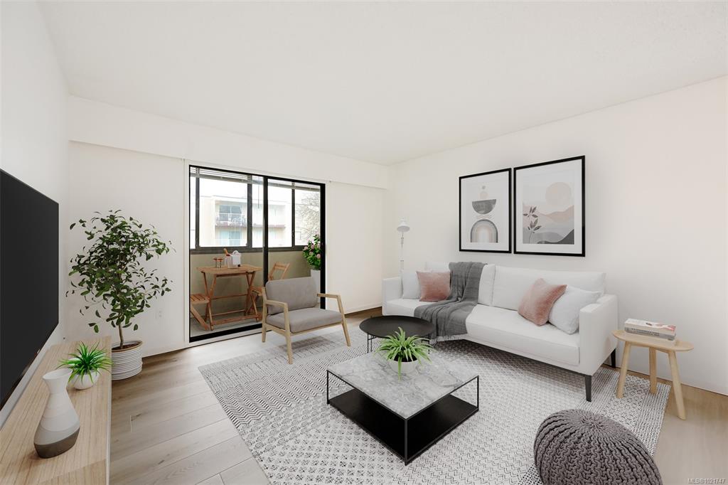 Third View of 2610 Graham St, Graham Manor, Victoria, BC, V8T 3Y9