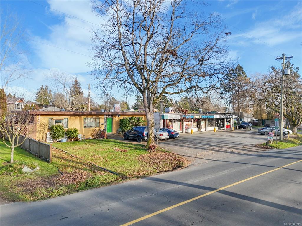 Third View of 660 Burnside Rd W, Saanich, BC, V8Z 1M8
