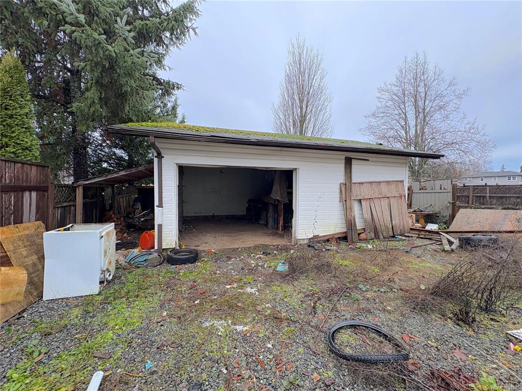 Third View of 1175 Willemar Ave, Courtenay, BC, V9N 3N1