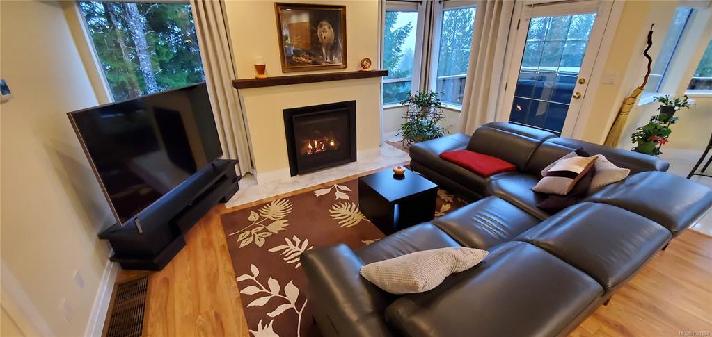 Fifth View of 527 Cala Crt, Gold River, BC, V0P 1G0