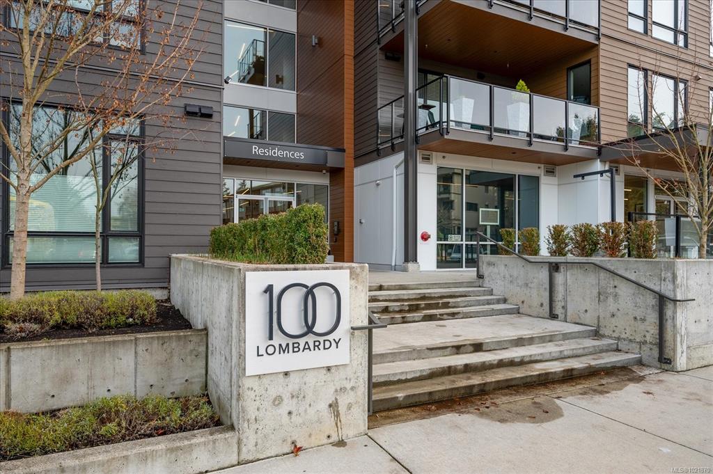 Third View of 100 Lombardy St, Lombardy 100, Parksville, BC, V9P 0G4