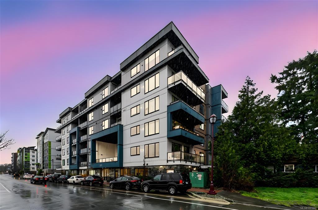 842 Orono Ave, 1021880, BC,