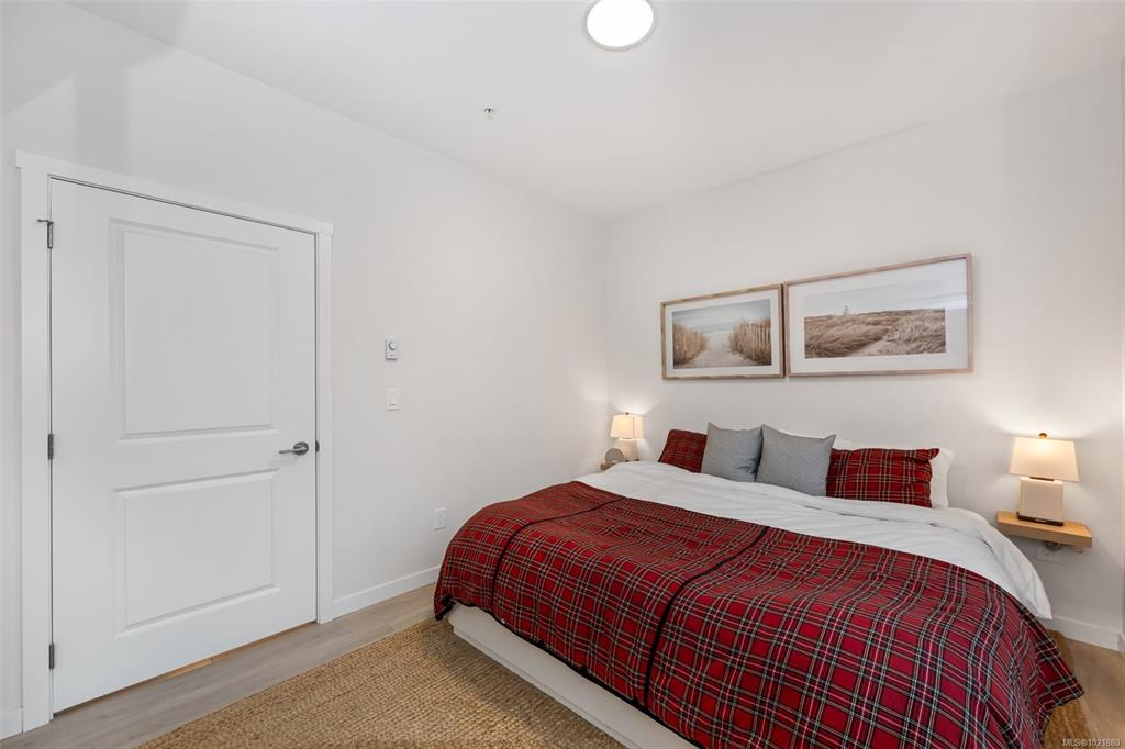 Fifth View of 842 Orono Ave, Langford, BC, V9B 2T8