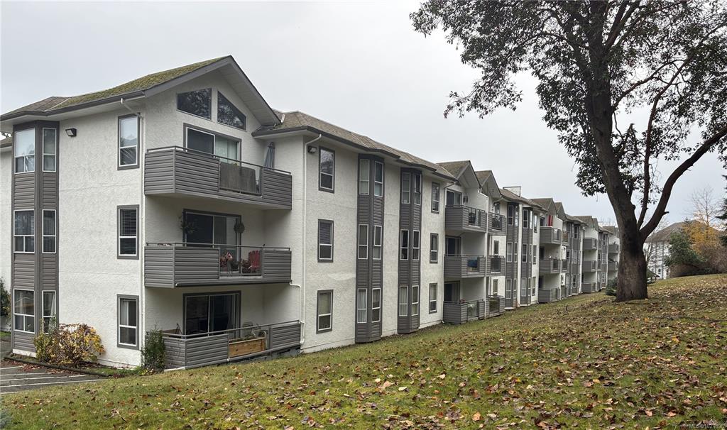 Third View of 1651 Dufferin Cres, Dufferin Heights, Nanaimo, BC, V9S 5T1