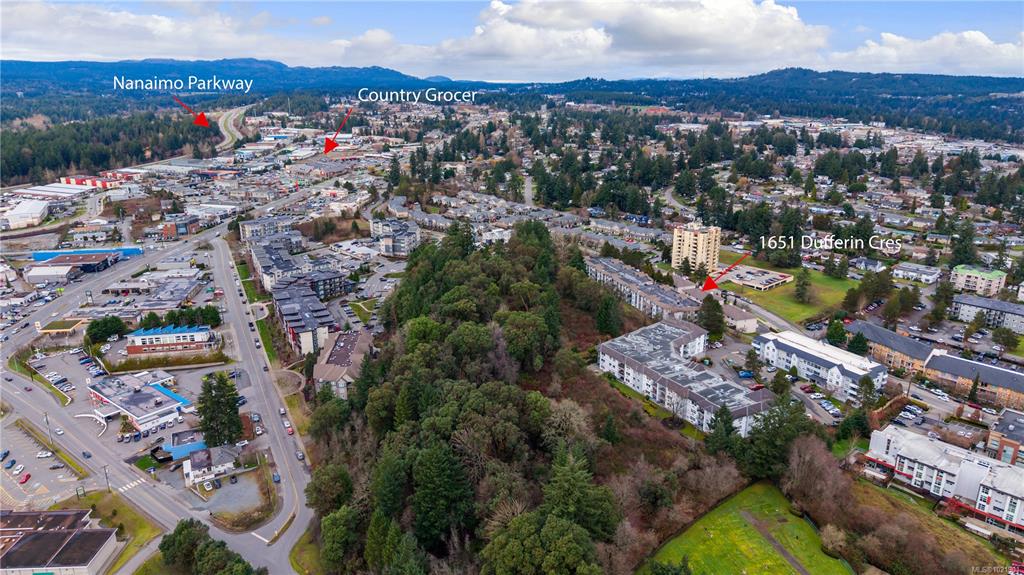 Second View of 1651 Dufferin Cres, Dufferin Heights, Nanaimo, BC, V9S 5T1