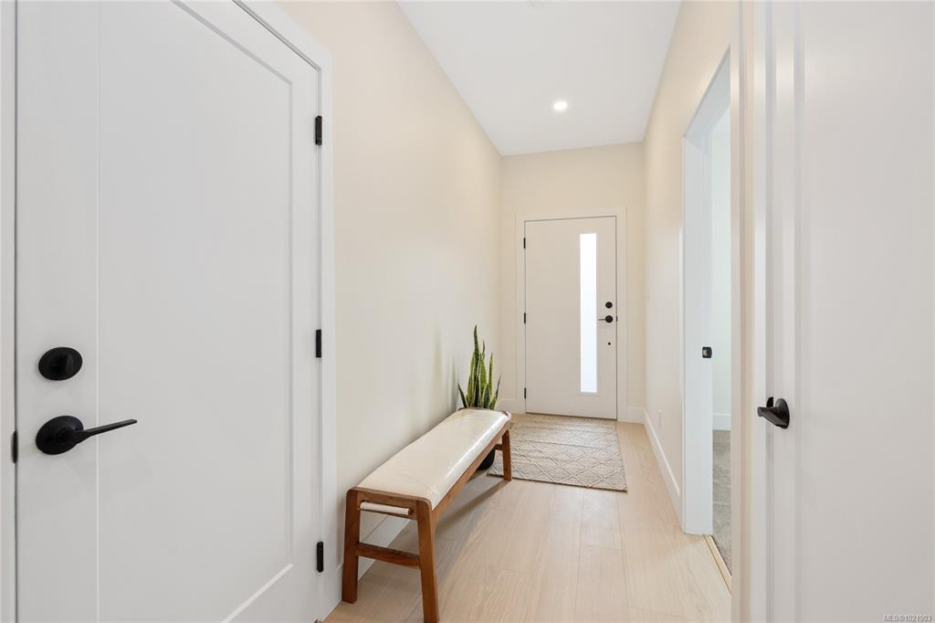 Third View of 7146 Elkridge Rd, Lake Cowichan, BC, V0R 2G0