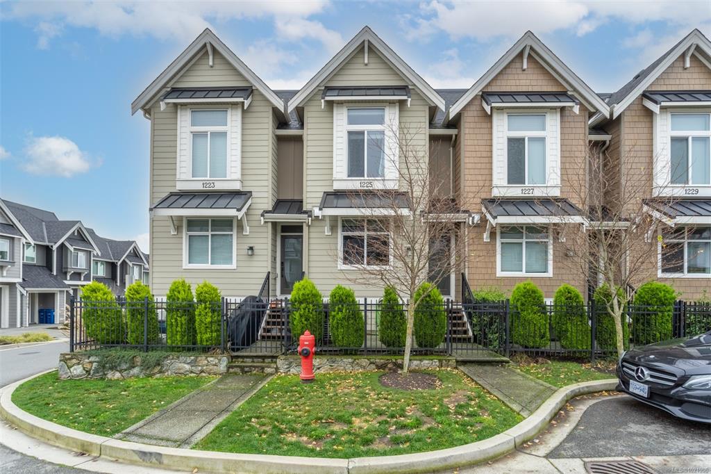 Third View of 1225 Flint Ave, Langford, BC, V9B 0T9