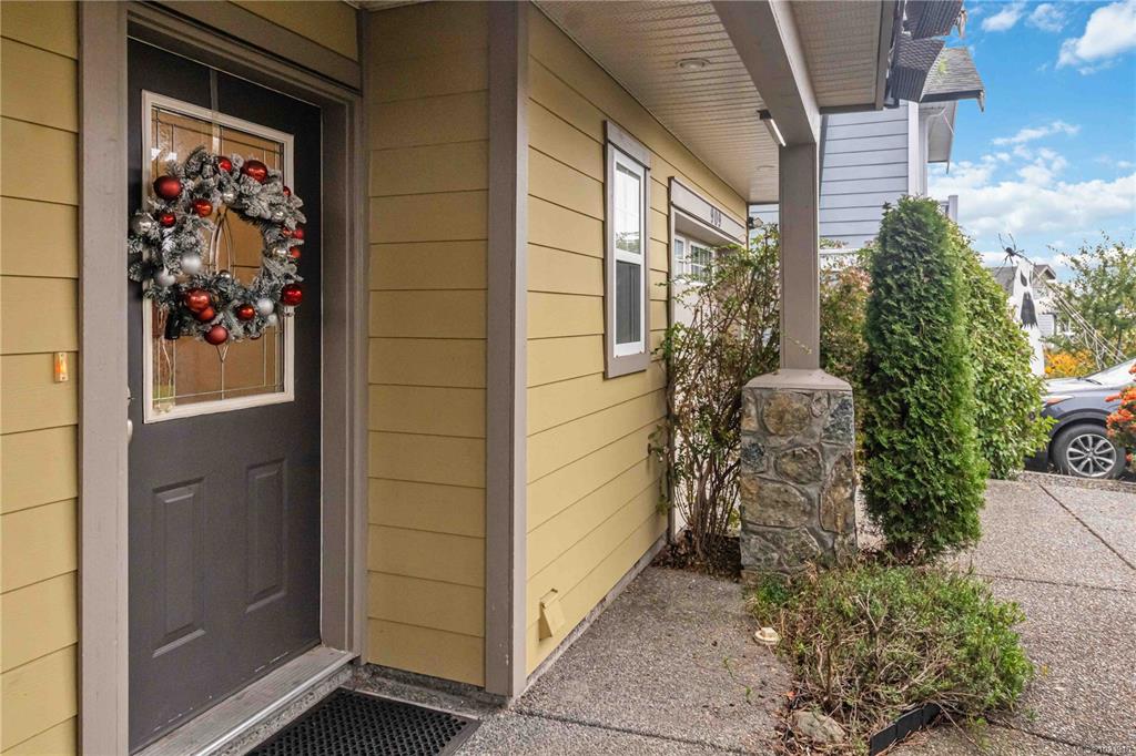 Fourth View of 909 Cavalcade Terr, Citation Village, Langford, BC, V8B 6W6