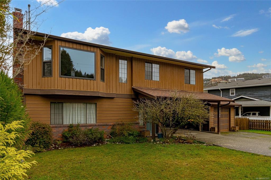 Fourth View of 2735 Lakehurst Dr, Langford, BC, V9B 5B3