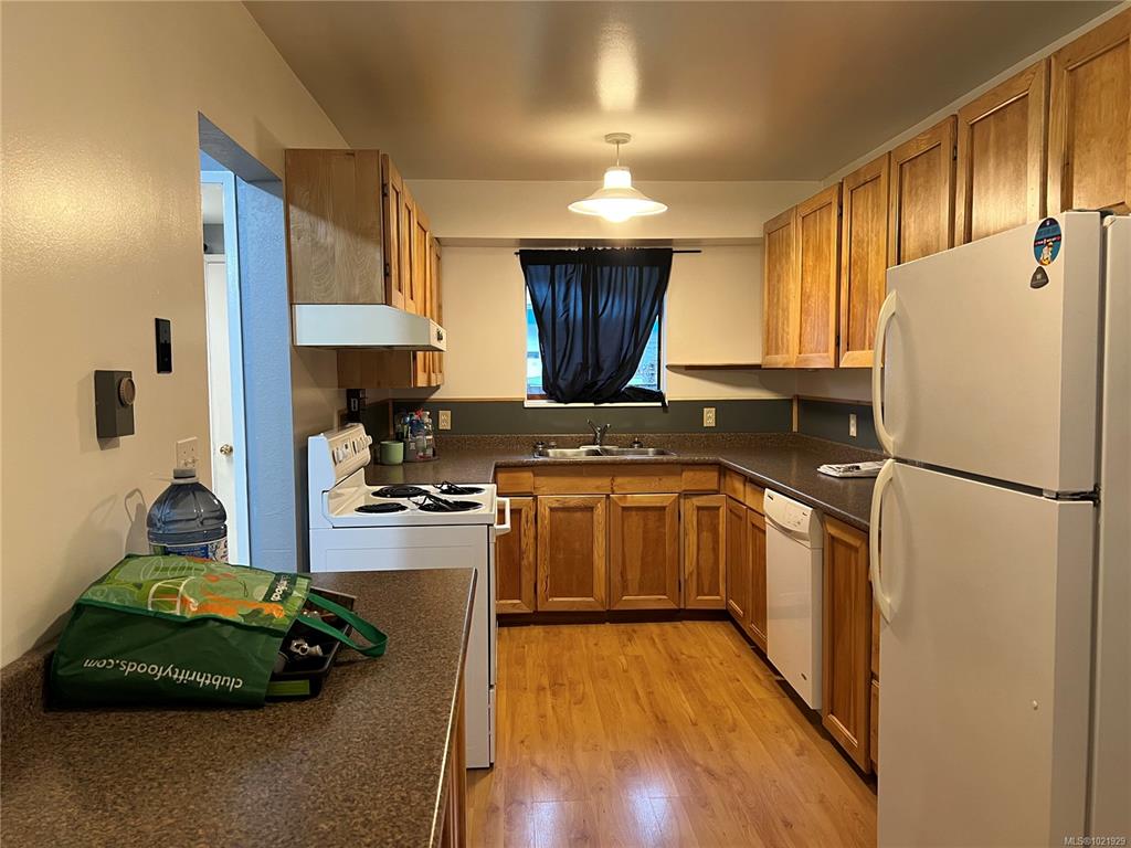 Fourth View of 500 Muchalat Pl, Larch Place, Gold River, BC, V0P 1G0