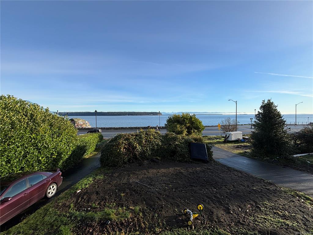 Third View of 1266 Island Hwy S, Campbell River, BC, V9W 1B5