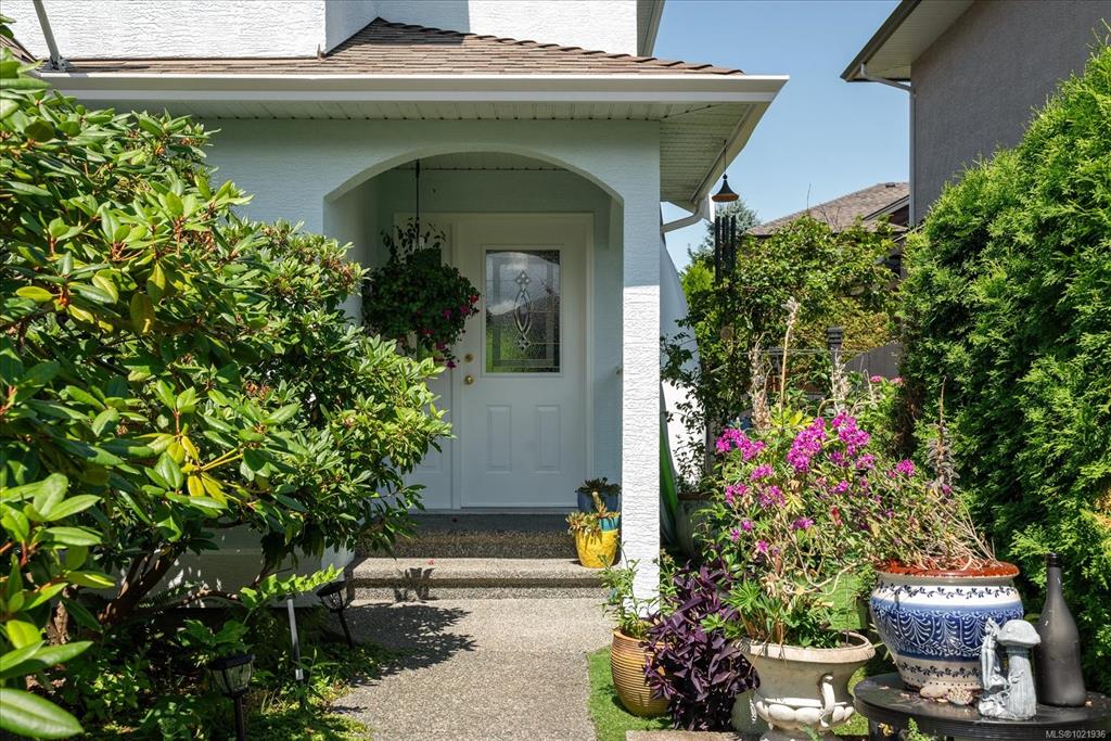 Fifth View of 5804 Quarry Cres, LAKESIDE ESTATES, Nanaimo, BC, V9T 6H9