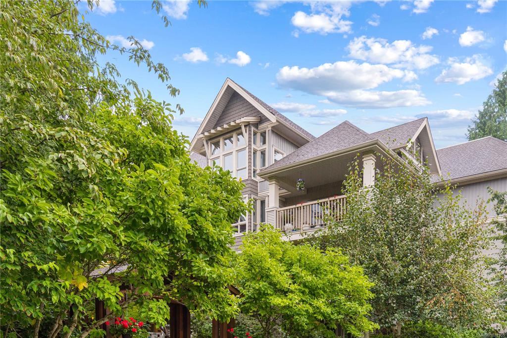 5670 Edgewater Lane, 1021955, BC,