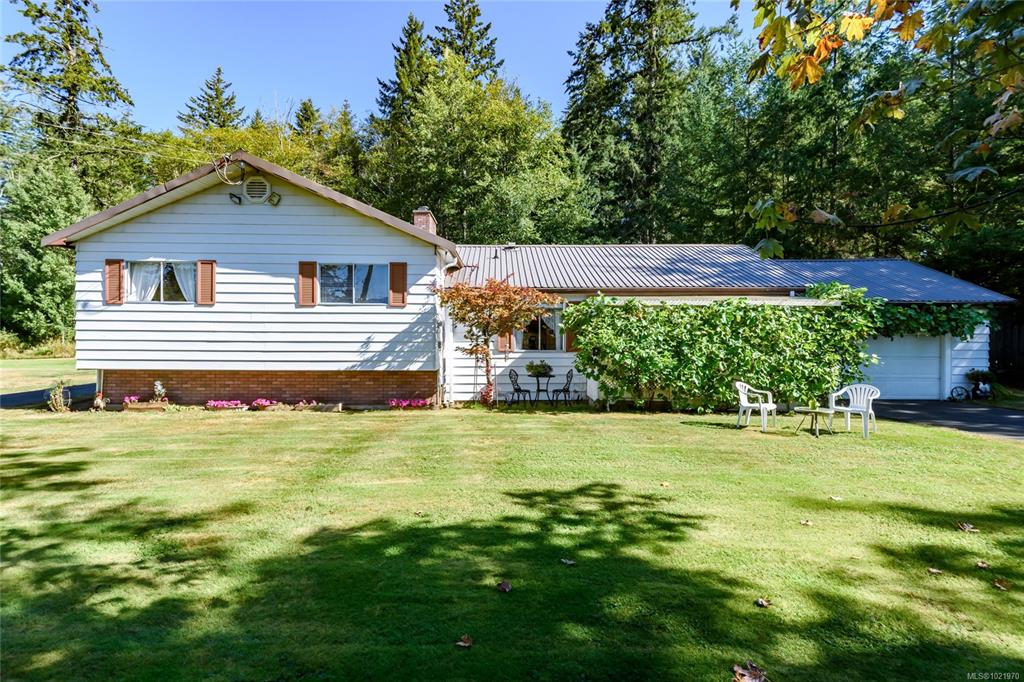 Third View of 7602 Island Hwy N, Black Creek, BC, V9J 1G3