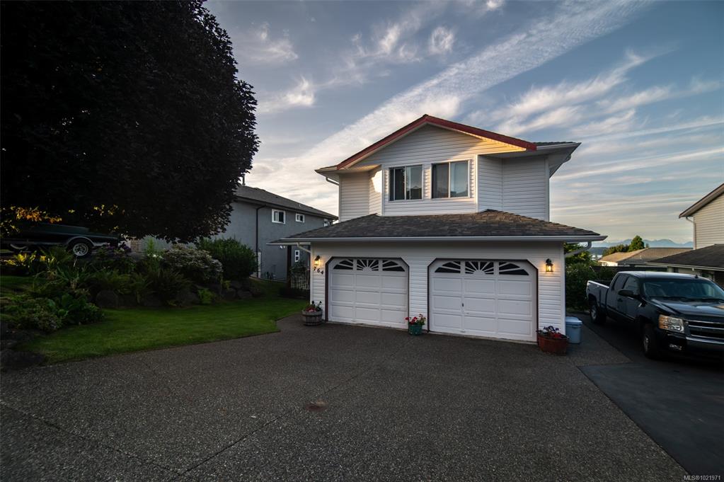 Second View of 764 Bowen Dr, Campbell River, BC, V9H 1S2