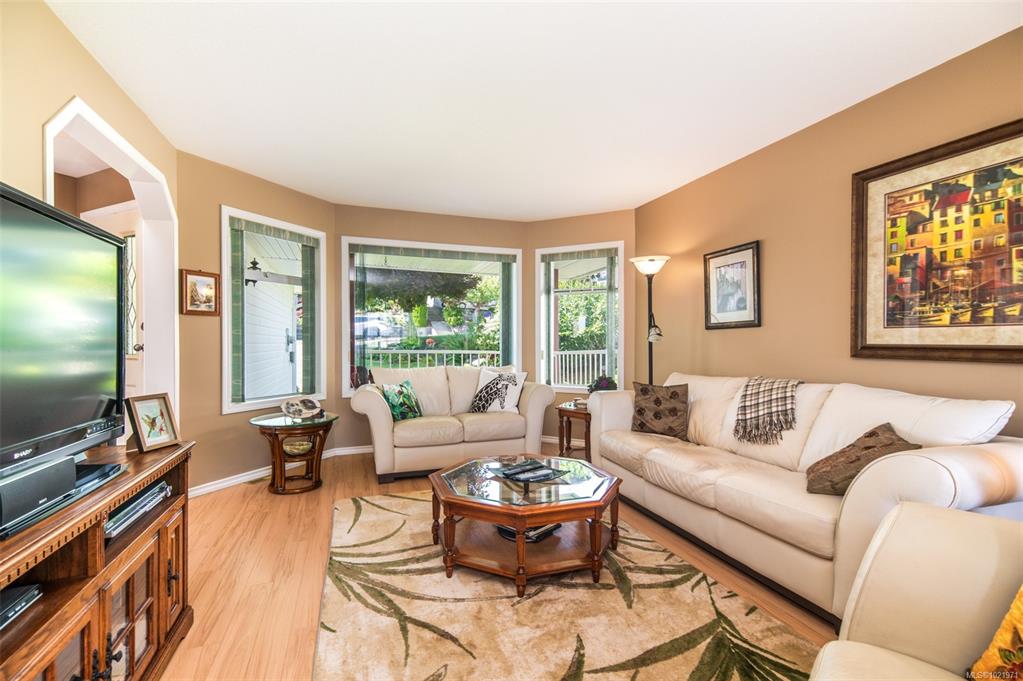 Fifth View of 764 Bowen Dr, Campbell River, BC, V9H 1S2