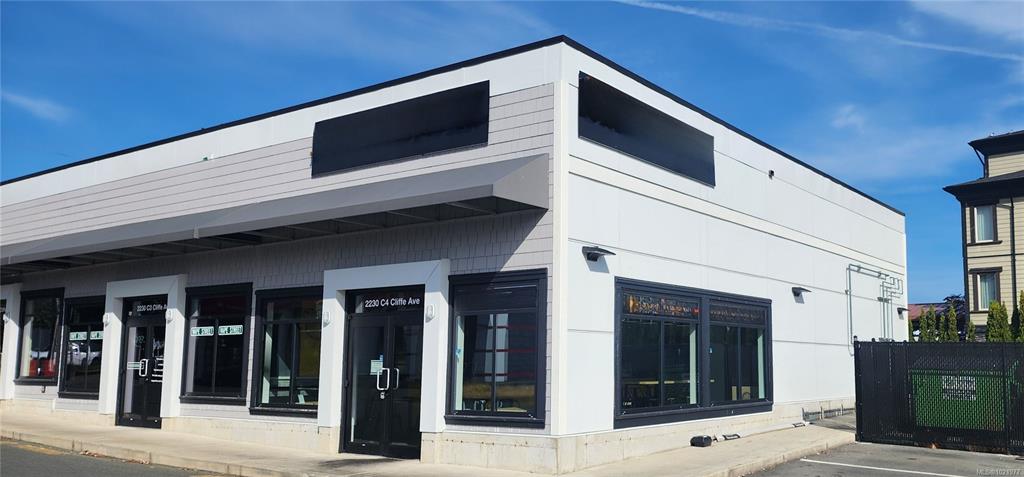 Second View of 2230 Cliffe Ave, Courtenay, BC, V9N 2L4