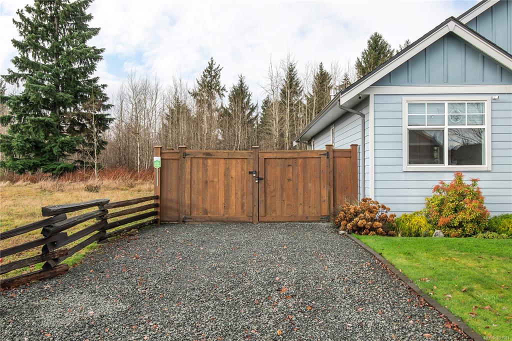 Fourth View of 15 Nikola Rd, Campbell River, BC, V9W 0C9