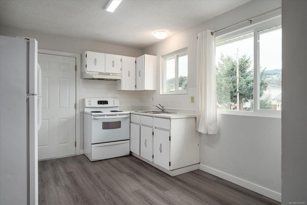 Third View of 202 Derby Pl, Nanaimo, BC, V9R 6H3