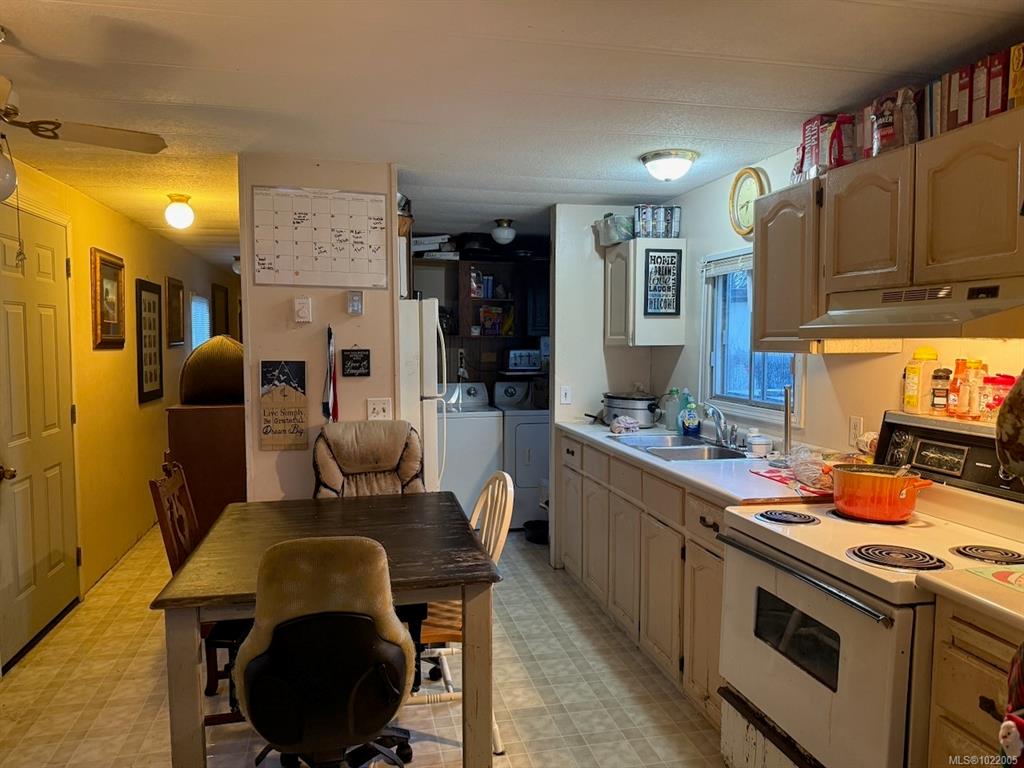 Third View of 2520 Quinsam Rd, Campbell River, BC, V9W 4N4