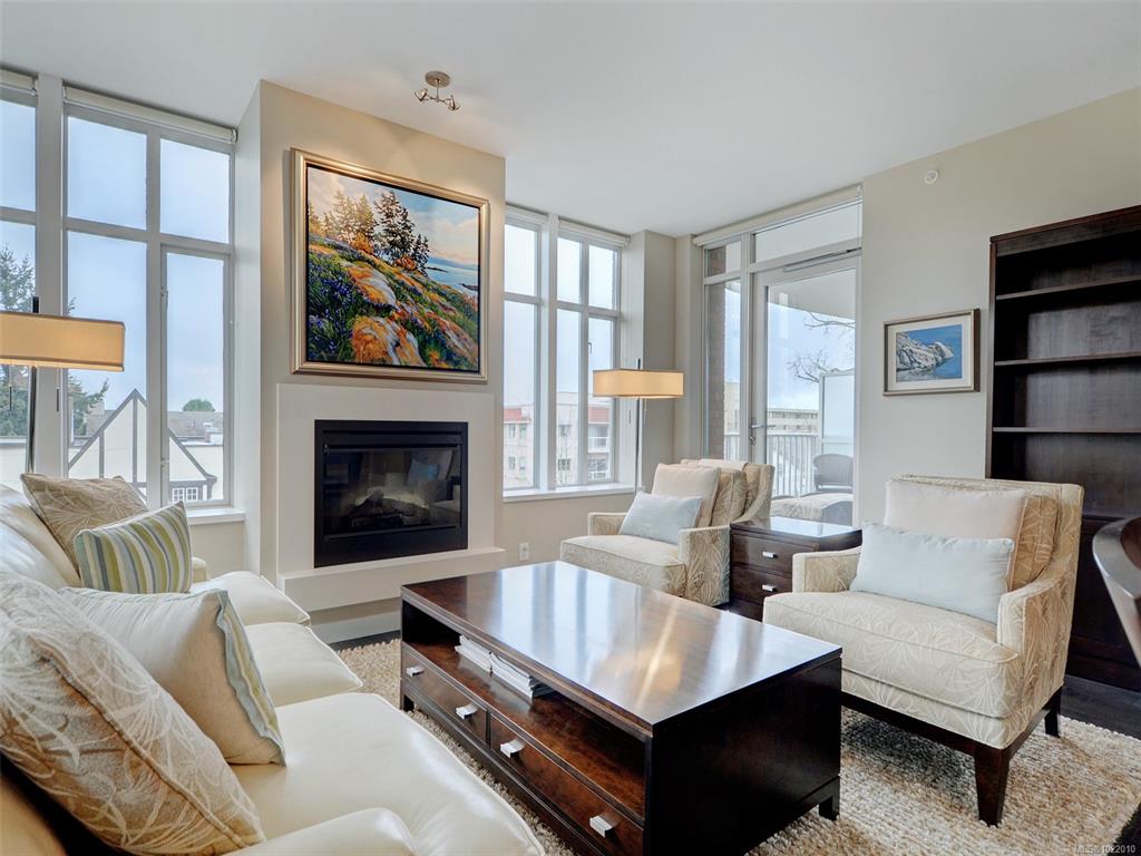 Fourth View of 999 Burdett Ave, Chelsea, Victoria, BC, V8V 3G7