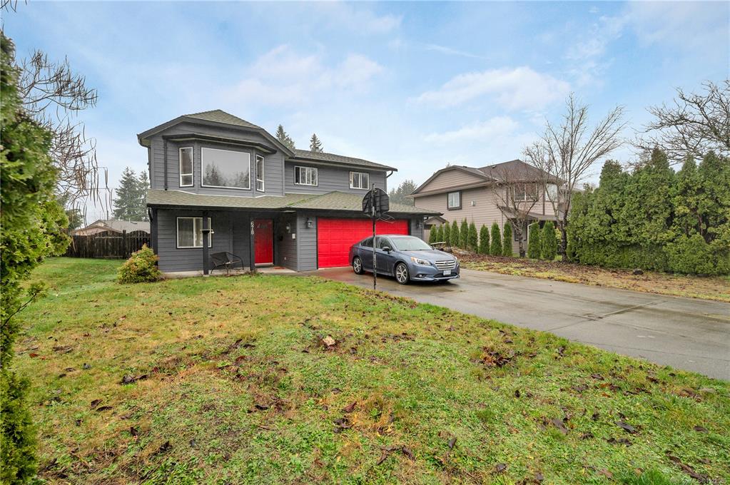 Second View of 678 Nature Park Dr, Campbell River, BC, V9W 7Z9