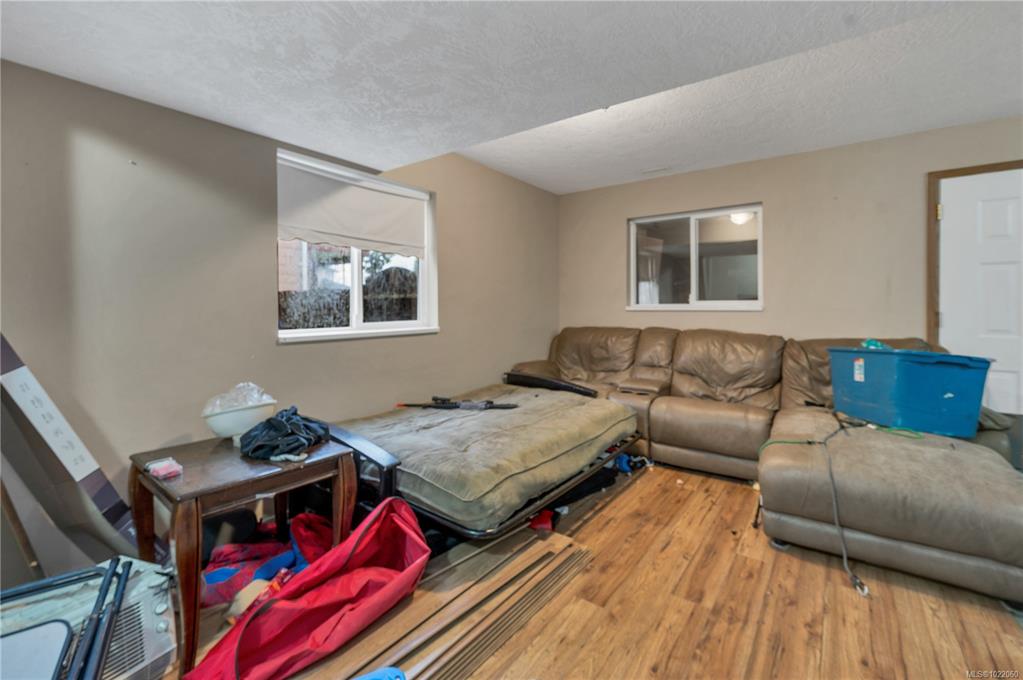 Fourth View of 678 Nature Park Dr, Campbell River, BC, V9W 7Z9