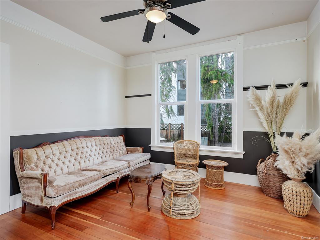 Fifth View of 1029 Queens Ave, Victoria, BC, V8T 1M7