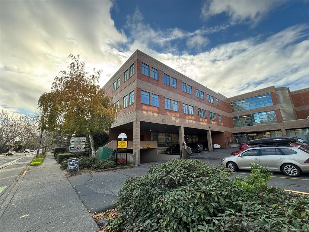 3066 Shelbourne St, 1022106, BC,