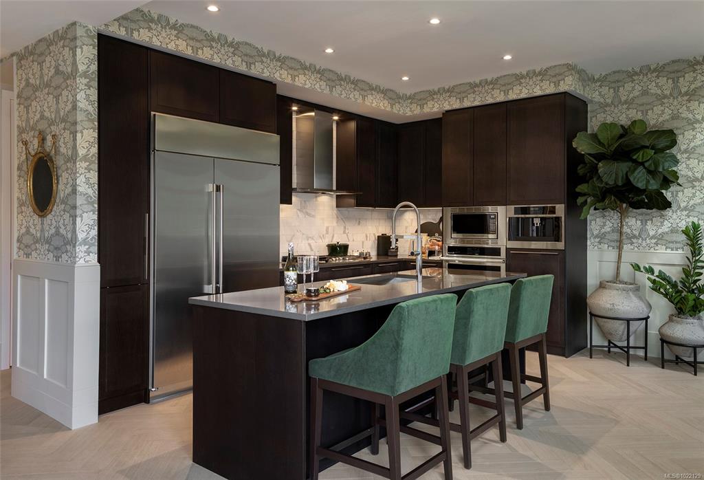 427 Lampson St, 1022129, BC,