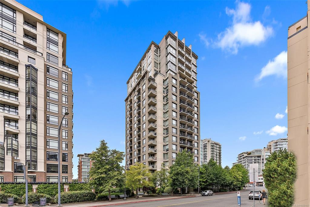 751 Fairfield Rd, 1022165, BC,