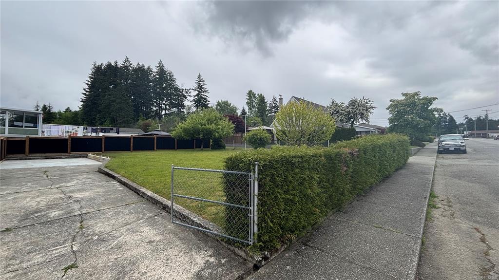 Third View of 4219 Hollywood St, Port Alberni, BC, V9Y 4A8
