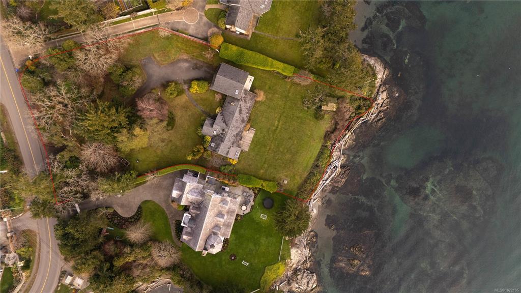 3901 Tudor Ave, 1022196, BC,