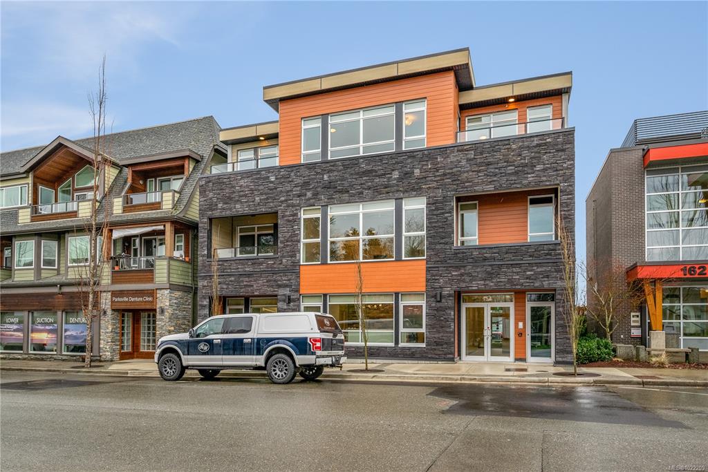 MLS® listing #30354224 for sale located at 154 Weld St