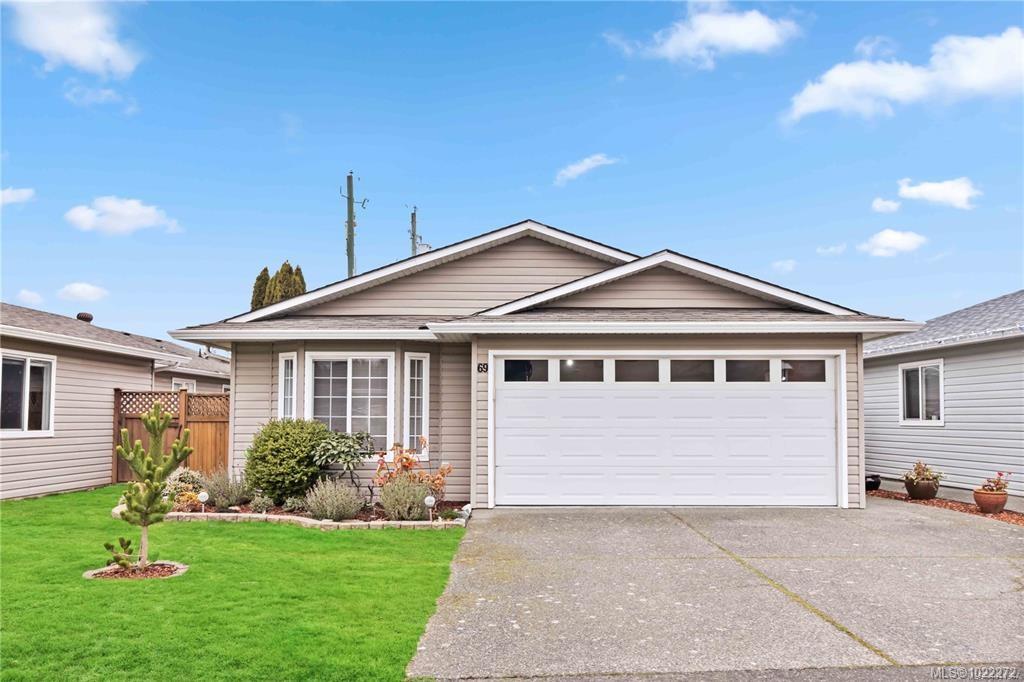 Third View of 7570 Tetayut Rd, Central Saanich, BC, V8M 2H4