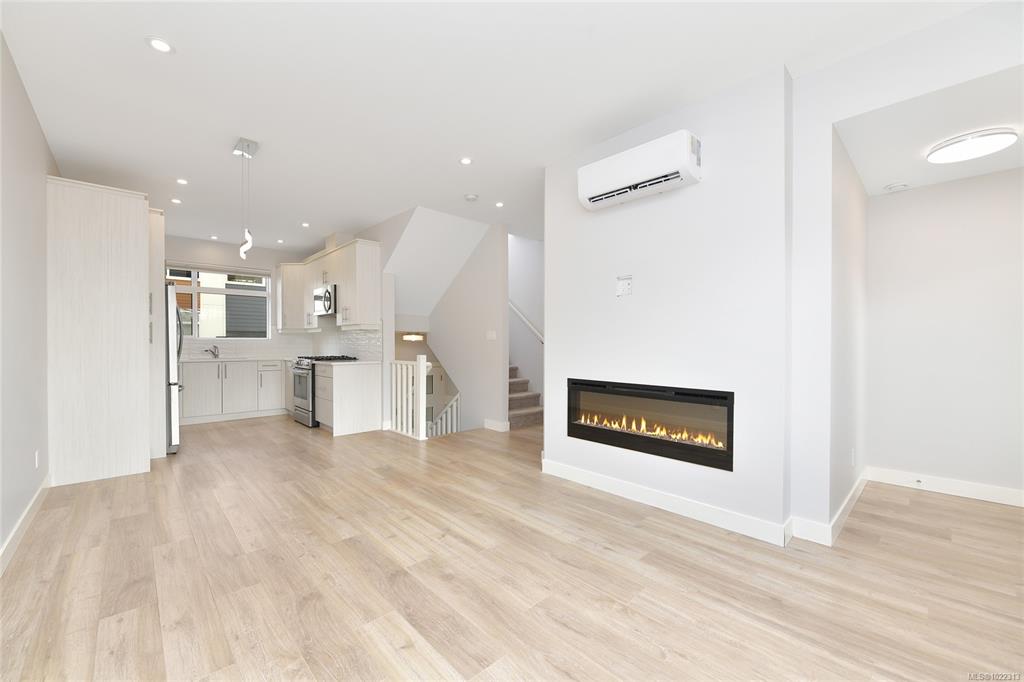 3429 Happy Valley Rd, 1022313, BC,